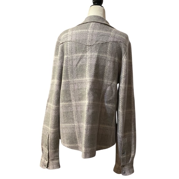 Cashmere snap button up western style checkered plaid sweater. Sz 4 - Picture 6 of 16